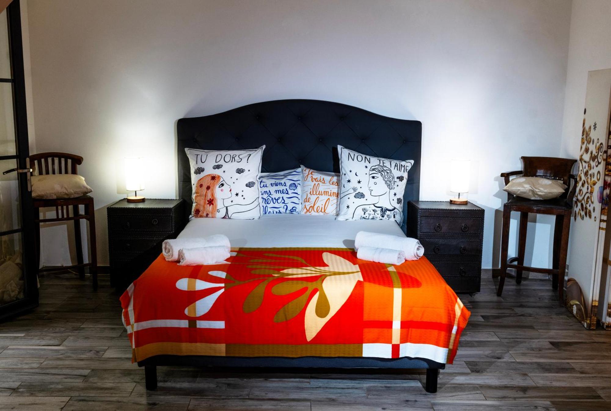 Les Canoubiers Luxe Et Serenite Au Coeur De Saint-Tropez Suites Spacieuses Avec Jardin Enchanteur Zimmer foto